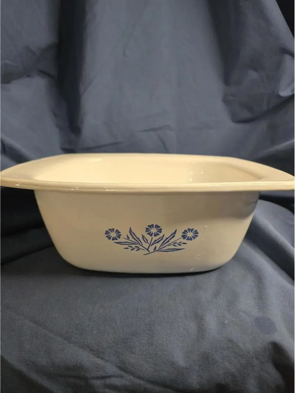 Vintage Corning Ware Blue Cornflower Dutch Oven